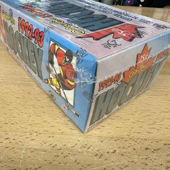 1992-93 O-Pee-Chee Hockey, factory sealed Complete Set, 25th Anniversary - Picture 4 of 4